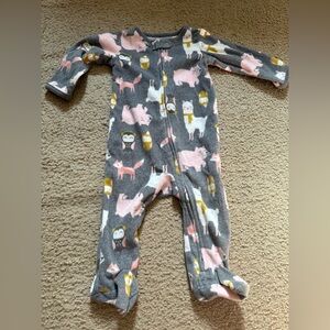 🌙Gray and Pink Animal Print Fleece Footie | 3 for $15 Pajamas